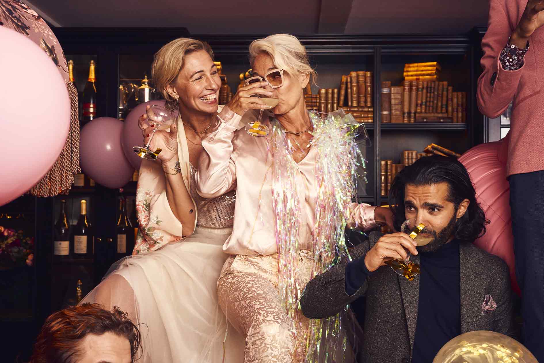 Celebrate Together at MJ’S Friends enjoying cocktails and laughter during a private celebration at MJ'S in Malmö