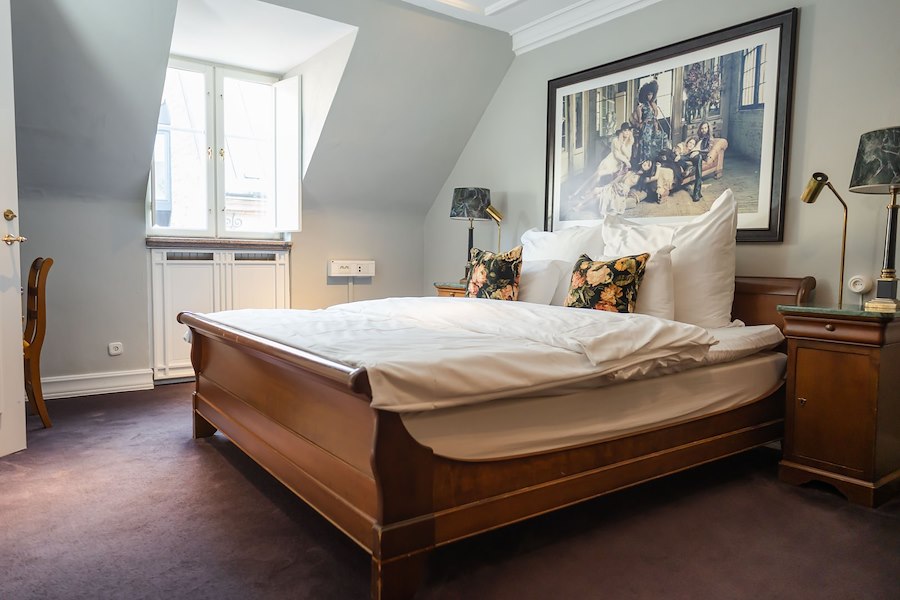 Medium boutique hotel room with double bed at MJ'S in Malmö
