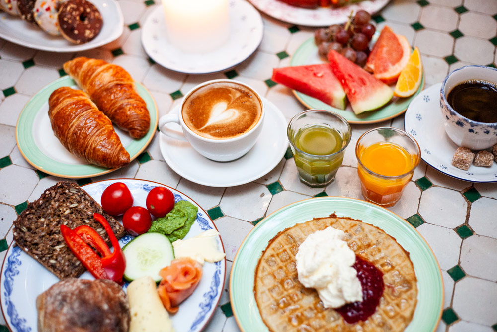 mjs_breakfast Breakfast table at MJ'S in Malmö